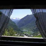 'lo Chalet' Der Balkon Ueber Dem Matterhorntal By Interhome *
