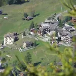 Lejlighed 'lo Chalet' Der Balkon Ueber Dem Matterhorntal By Interhome Valtournenche
