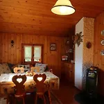 Lejlighed 'lo Chalet' Der Balkon Ueber Dem Matterhorntal By Interhome
