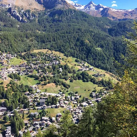 'lo Chalet' Der Balkon Ueber Dem Matterhorntal By Interhome *