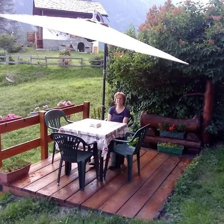 'lo Chalet' Der Balkon Ueber Dem Matterhorntal By Interhome *